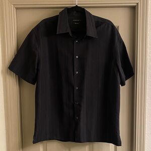Axist Men's Black Short Sleeve Button Down Shirt